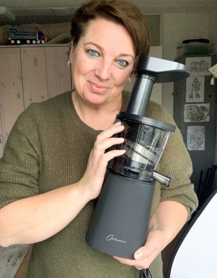 Optimum 9200A Power Blender + 600M Cold Press Juicer Bundle