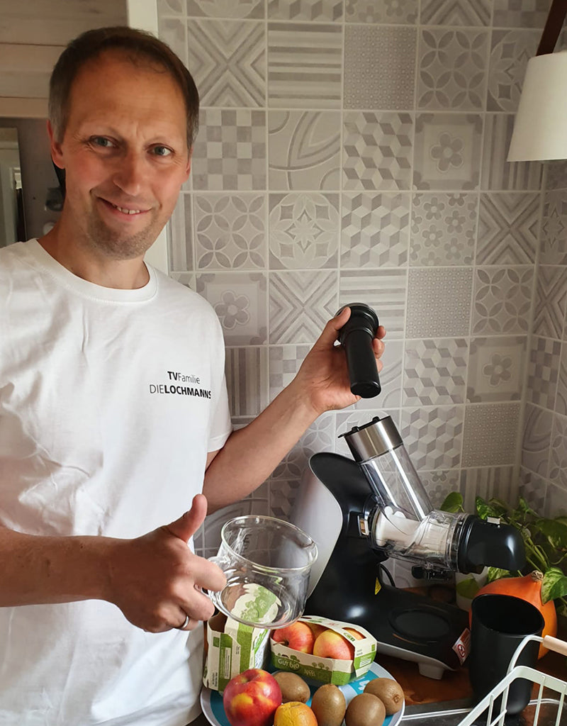 Optimum H3000 VS Hurom Juicer Models
